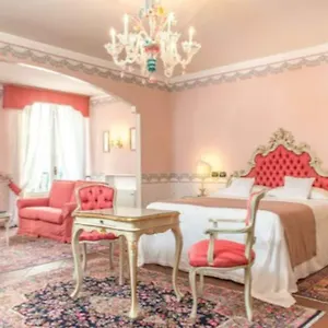 ***** Hotel Duchessa Isabella Collection By Gsa Włochy