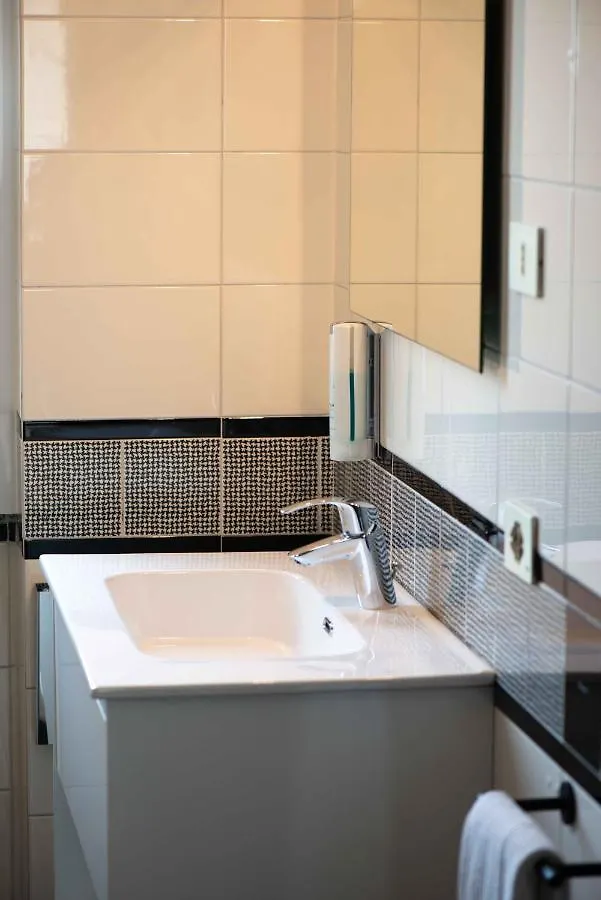 Residence Il Melograno Sirmione 3*,