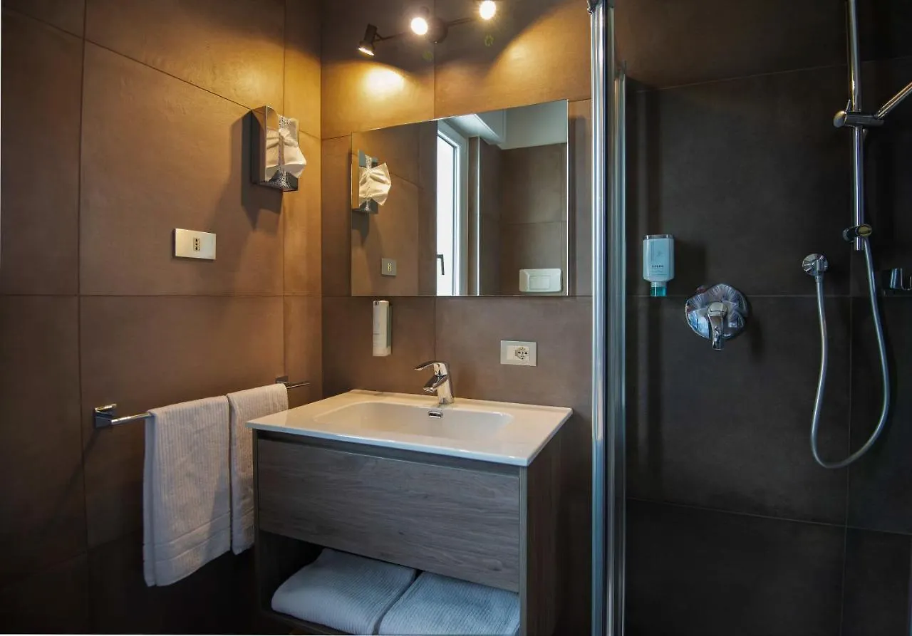 Residence Il Melograno Sirmione 3*,  Italy